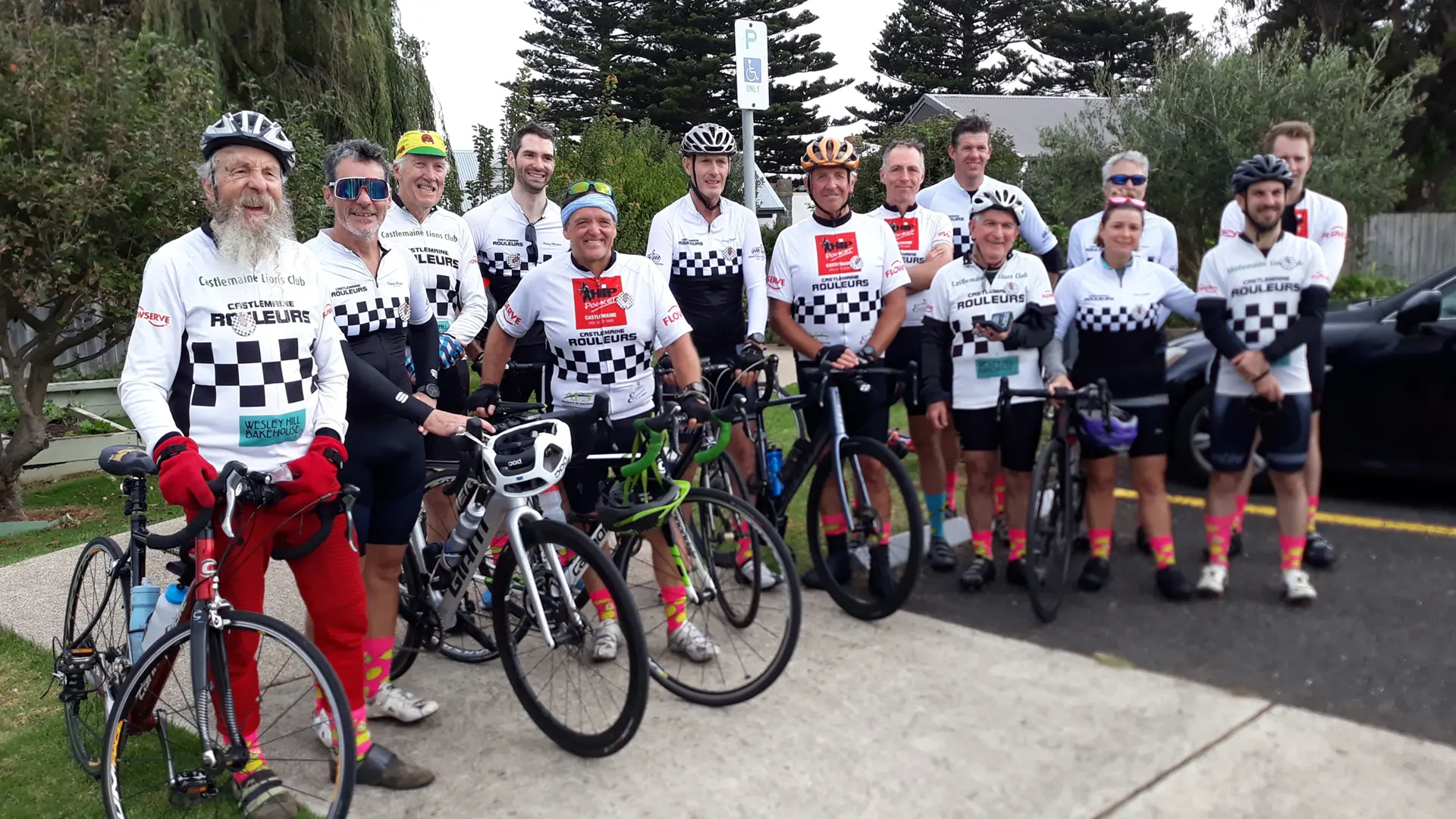 Rouleurs ride for local health.